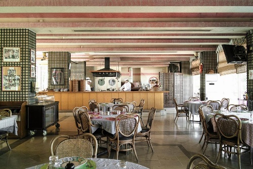 Hotel Al Bustan image 16